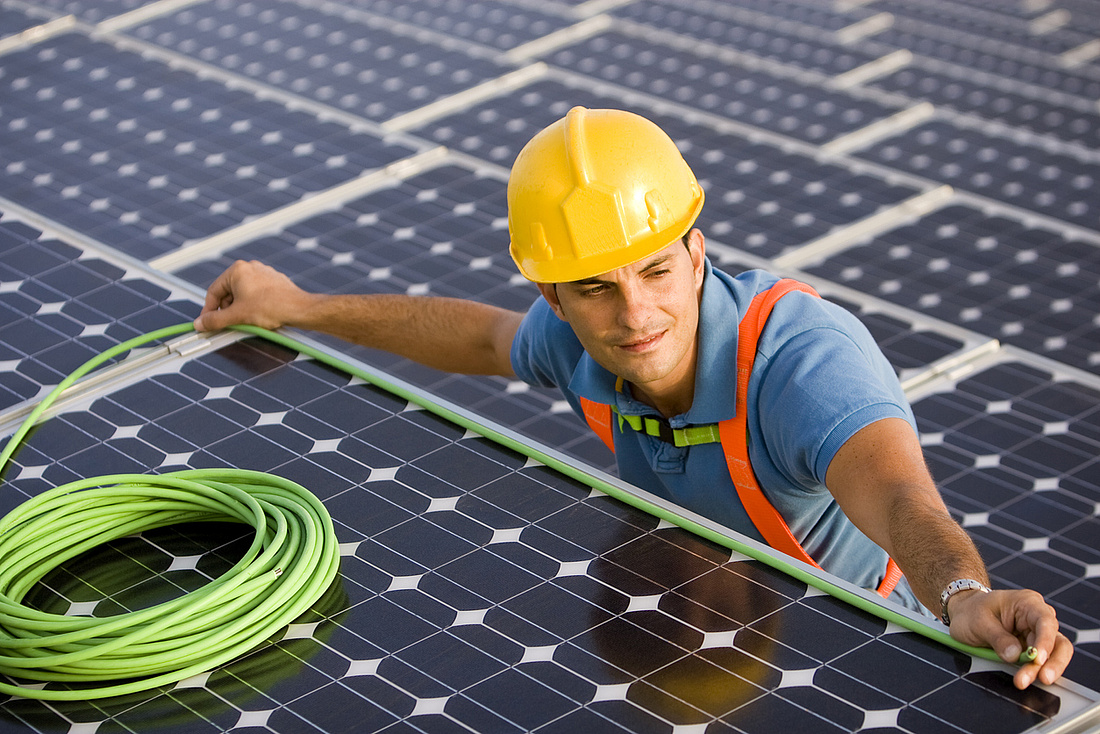 Für alle Solaranlagen unterschiedlicher Größe gibt es verschiedene Versicherungen.